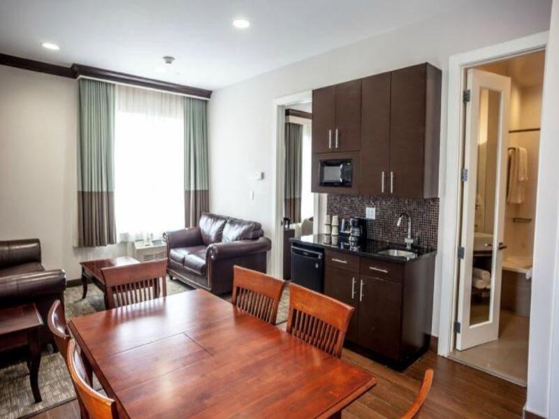 Aura Hotel Brooklyn New York Exterior photo