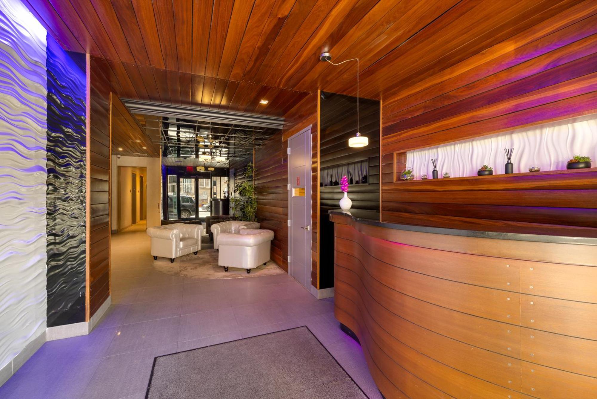 Aura Hotel Brooklyn New York Exterior photo