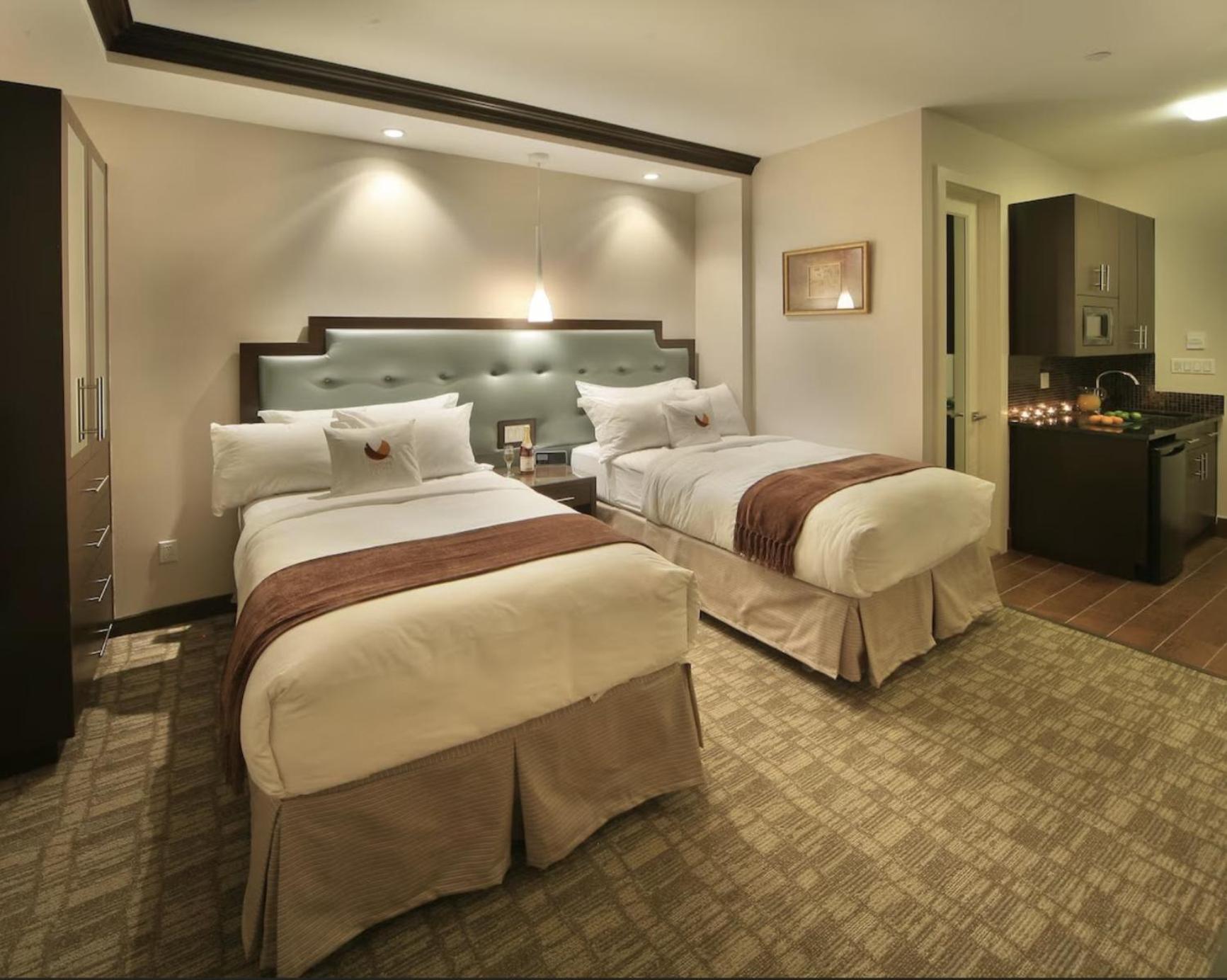 Aura Hotel Brooklyn New York Exterior photo
